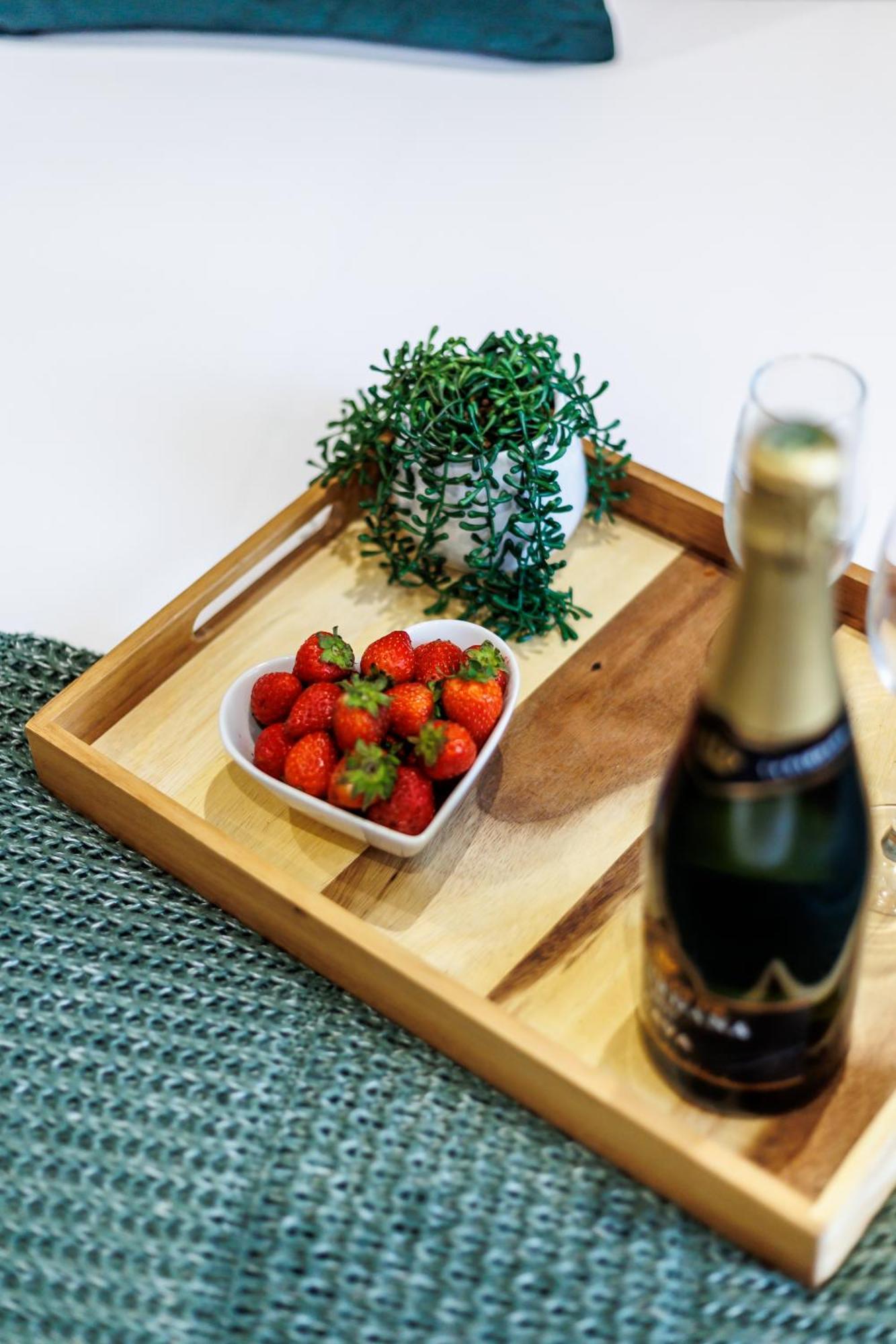 Sea Breeze - Coast Apartment Bournemouth Luaran gambar