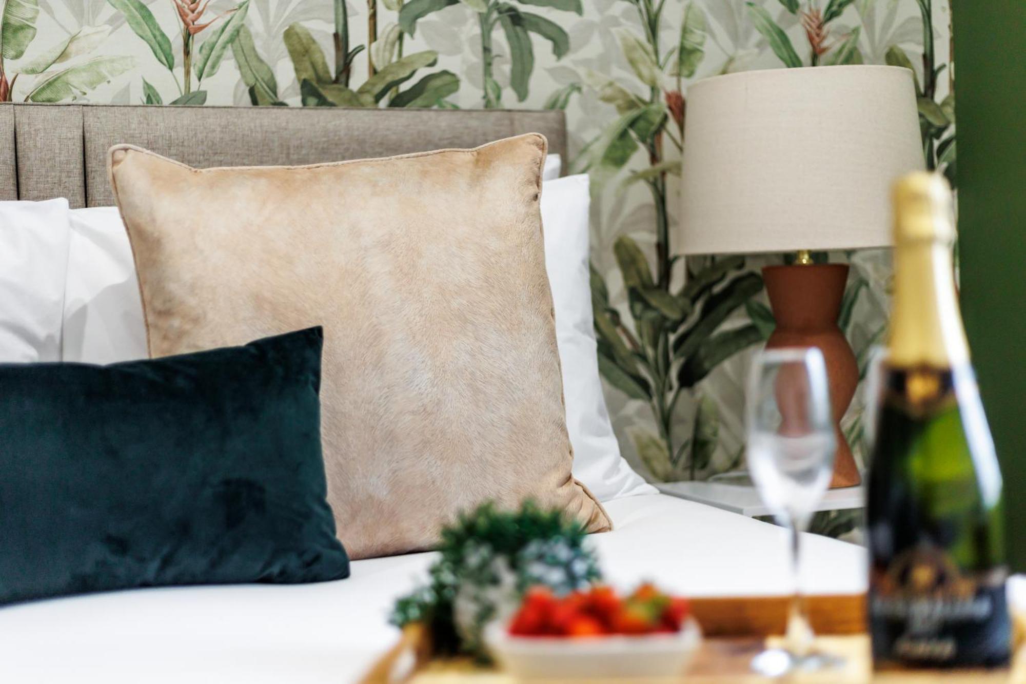 Sea Breeze - Coast Apartment Bournemouth Luaran gambar