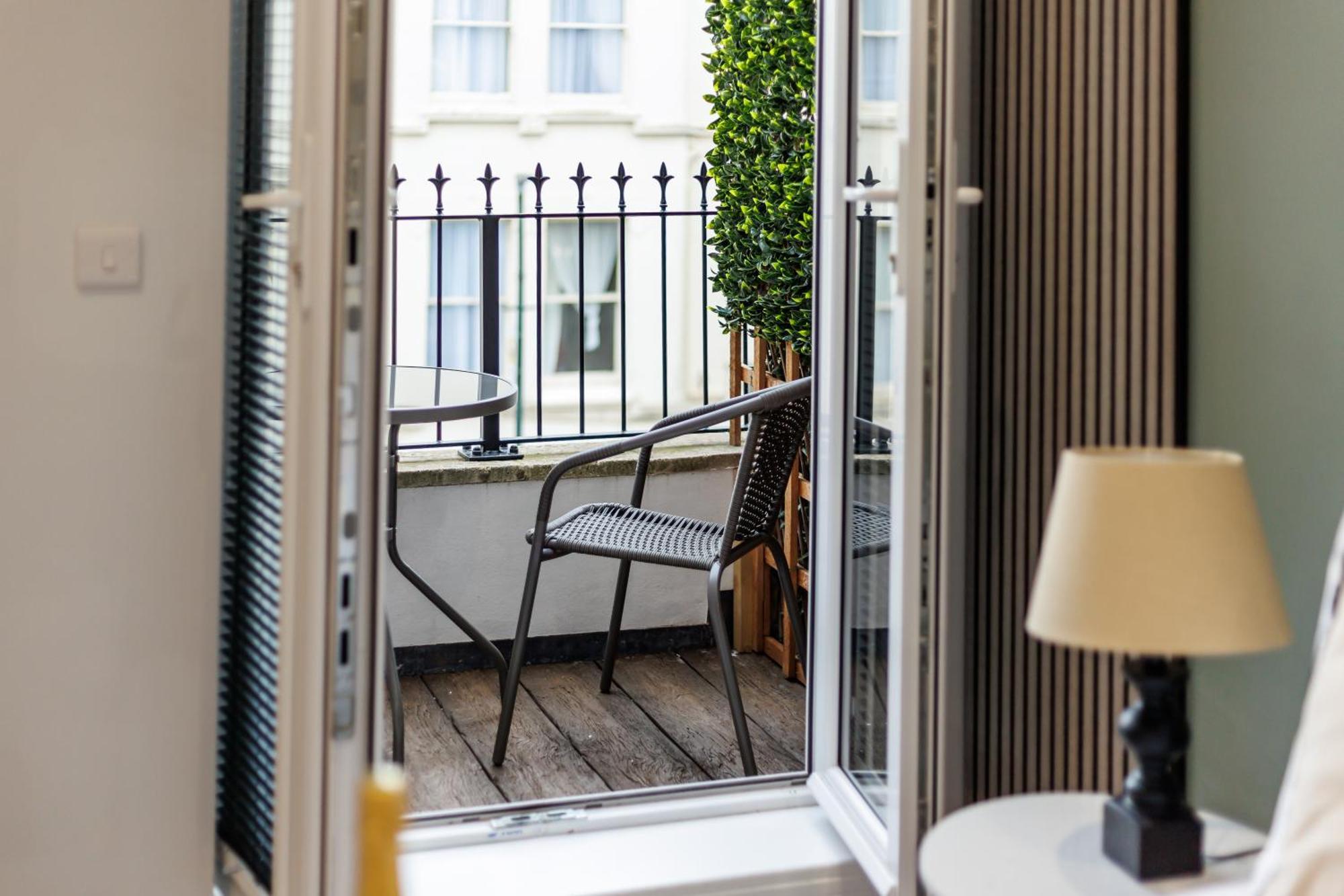 Sea Breeze - Coast Apartment Bournemouth Luaran gambar